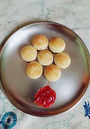 A picture of Suji Appe.