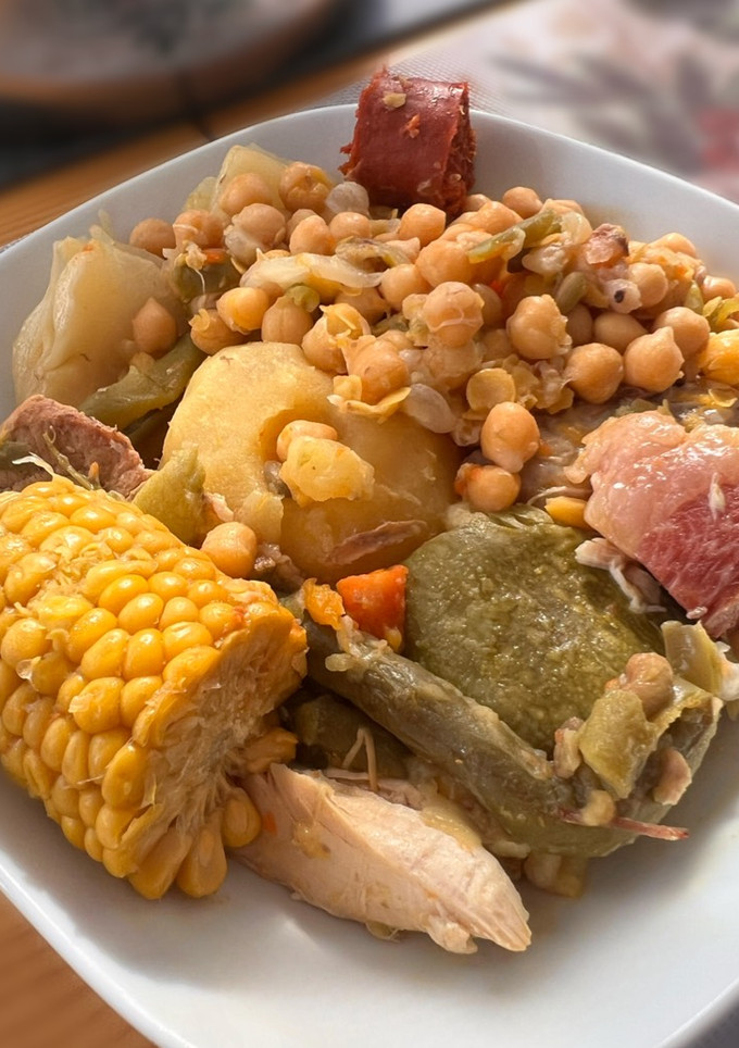 Una foto de Puchero canario