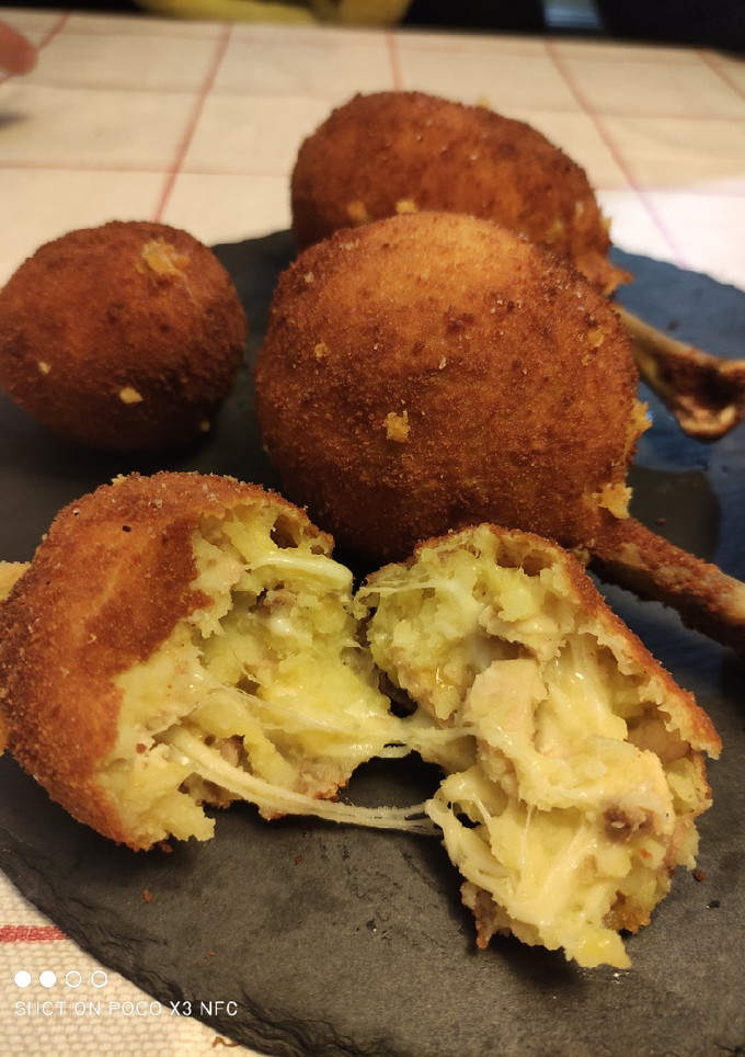 Una foto de Muslitos de pollo rellenos