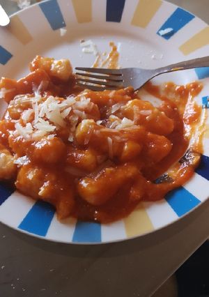 Foto principal de Ñoqui de patata con tomate casero