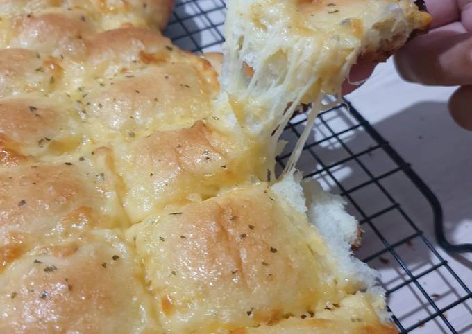 Resep Garlic cheese pizza bread