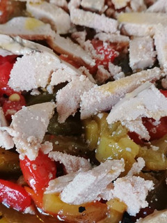 Una foto de Pimentada con huevas de bacalao
