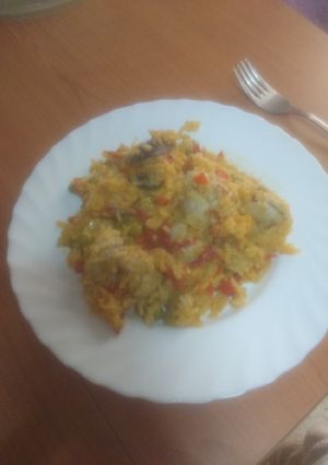 Una foto de Arroz con marisco a mi manera