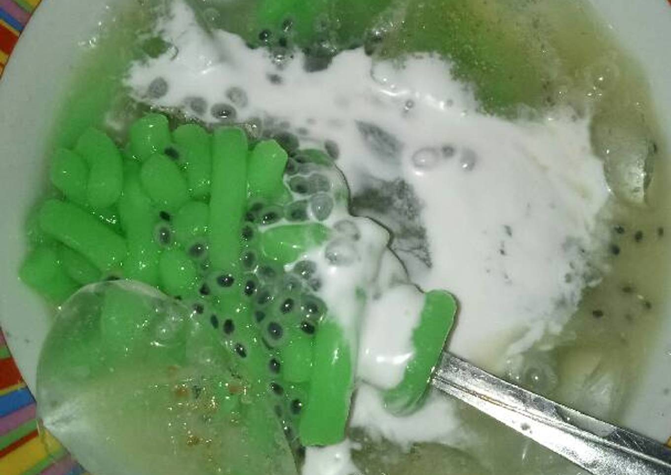 Es cendol selasih