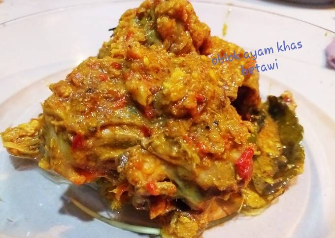 Oblok Ayam khas Betawi