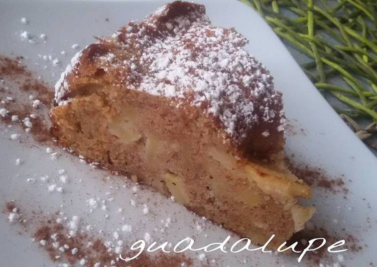 Bizcocho de manzana con canela y vainilla en gme y gmf y tradicional