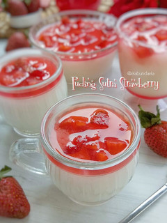 Foto resep Puding Sutra Strawberry