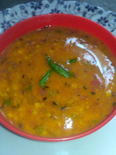 चटपटी उड़द की दाल(Chatpati Urad ki dal recipe in Hindi) रेसिपी मुख्य फोटो