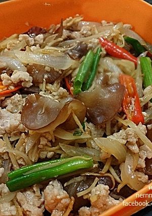รูปของ หมูผัดขิง