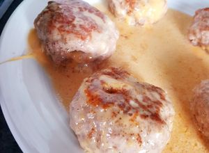 Une photo de Boulettes de saucisses au cheddar 👌