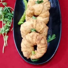 A picture of Ring samosa.