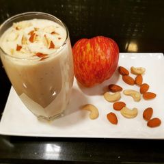 A picture of Healthy Weight loss Apple Smoothie.