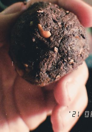 Una foto de Bolitas de chocolate, libre de gluten y azúcar
