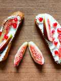 ✨️Ciabatta dengan Ricotta Cheese dan Buah Tin Biji Delima