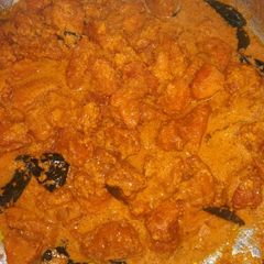 A picture of Chicken 65 gravy.