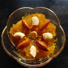 A picture of Apple Halwa.