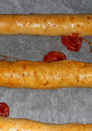Sütős kelt tésztás hot-dog recept fotója