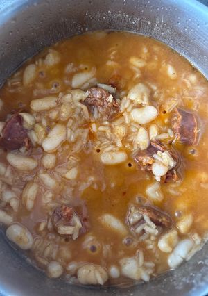 Una foto de Judías con arroz de mi abuela