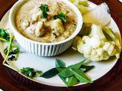 A picture of white korma