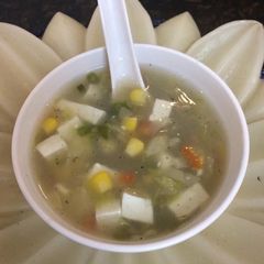 A picture of Sweet corn soup.