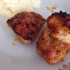 A picture of Honey Dijon Garlic Chicken Breast.