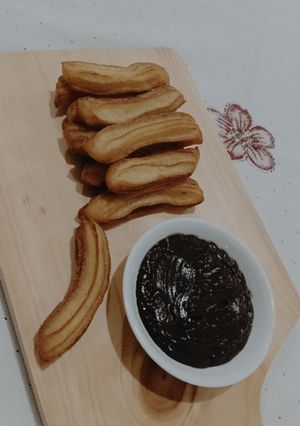 Foto resep Churros with sauce chocolate endeus 👌🏻