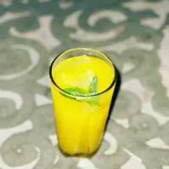 Mango and pineapple lemonade A picture of Mango and pineapple lemonade.