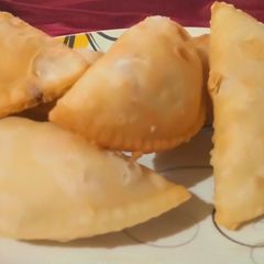 A picture of Gujiya.