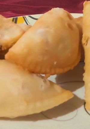A picture of Gujiya.