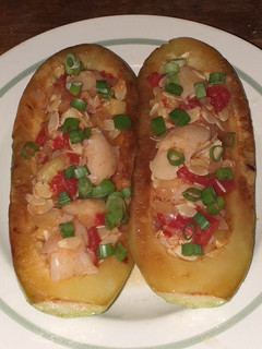 Фото Кабачки, фаршированные фасолью и овощами.