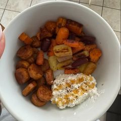 A picture of Roasted Spicy Italian Chicken Sausage with Veggies and Cottage Cheese.