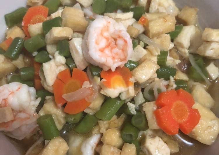 Tumis buncis udang tahu wortel