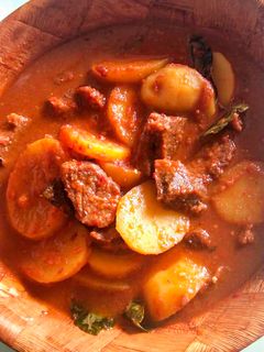 Foto resep Semur daging kentang Buatan Misua 🥰