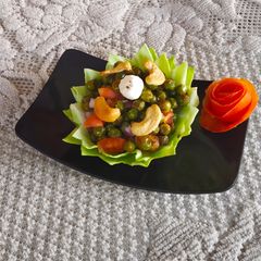 A picture of Matar chaat.