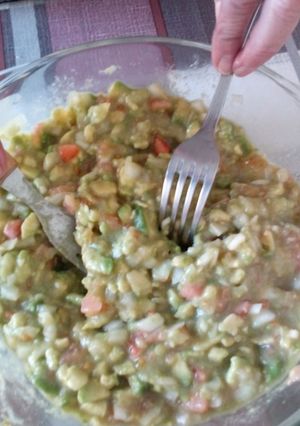 Una foto de Guacamole casero