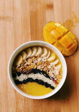 A picture of Mango banana smoothie.