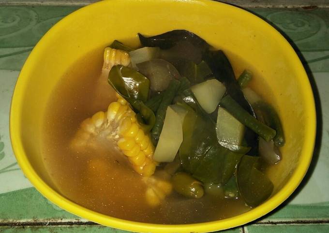 Sayur asem pedas.