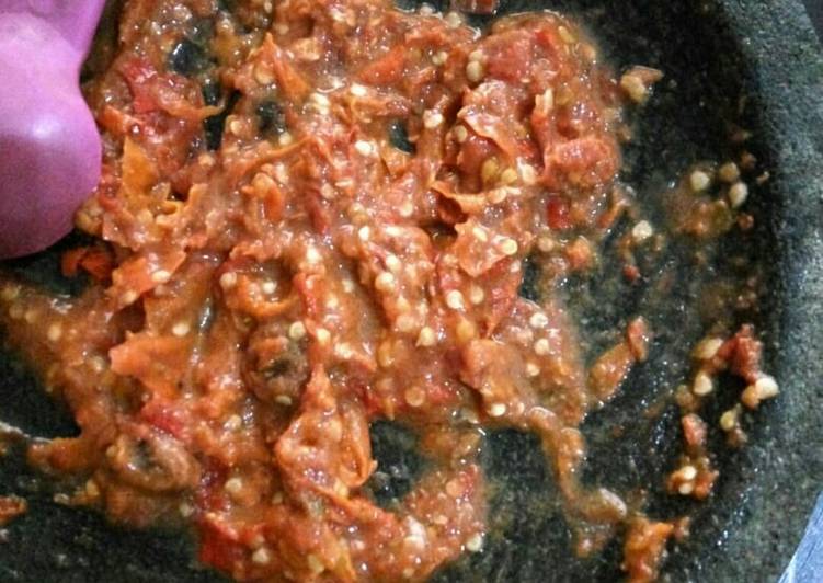 Cara Gampang Menyiapkan Sambel asem, Menggugah Selera