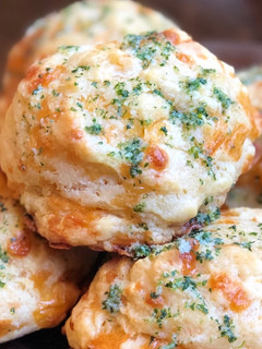 A picture of AMAZING Cheddar Biscuits *EASY*.