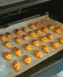 Bánh Croissant Mini Nướng Chấm Sữa Đặc