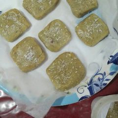 A picture of Pista burfi.