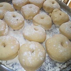 A picture of Plain doughnut.