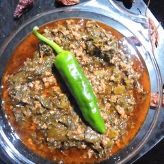 A picture of Palak Qeema.