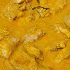 A picture of Kari Ayam.