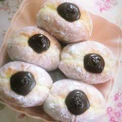 A picture of Bomboloni.
