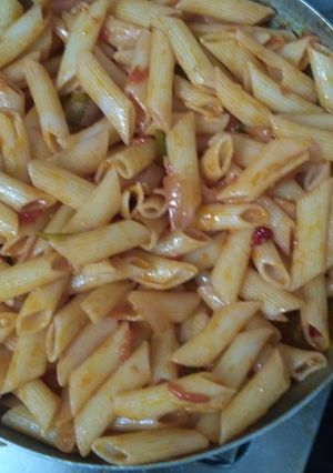 A picture of Arrabiata pasta.