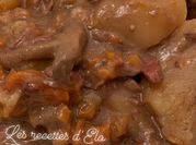 Une photo de carotte champignon