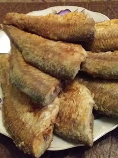 Фото Речная рыба жареная.