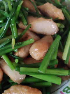甜不辣炒韭菜花 的食譜成品照片
