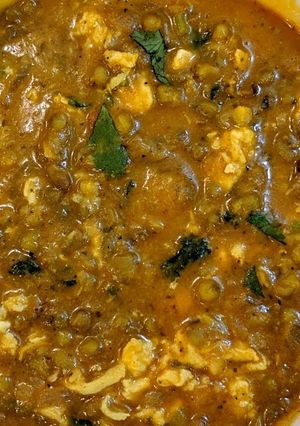 A picture of Dal ghotala.